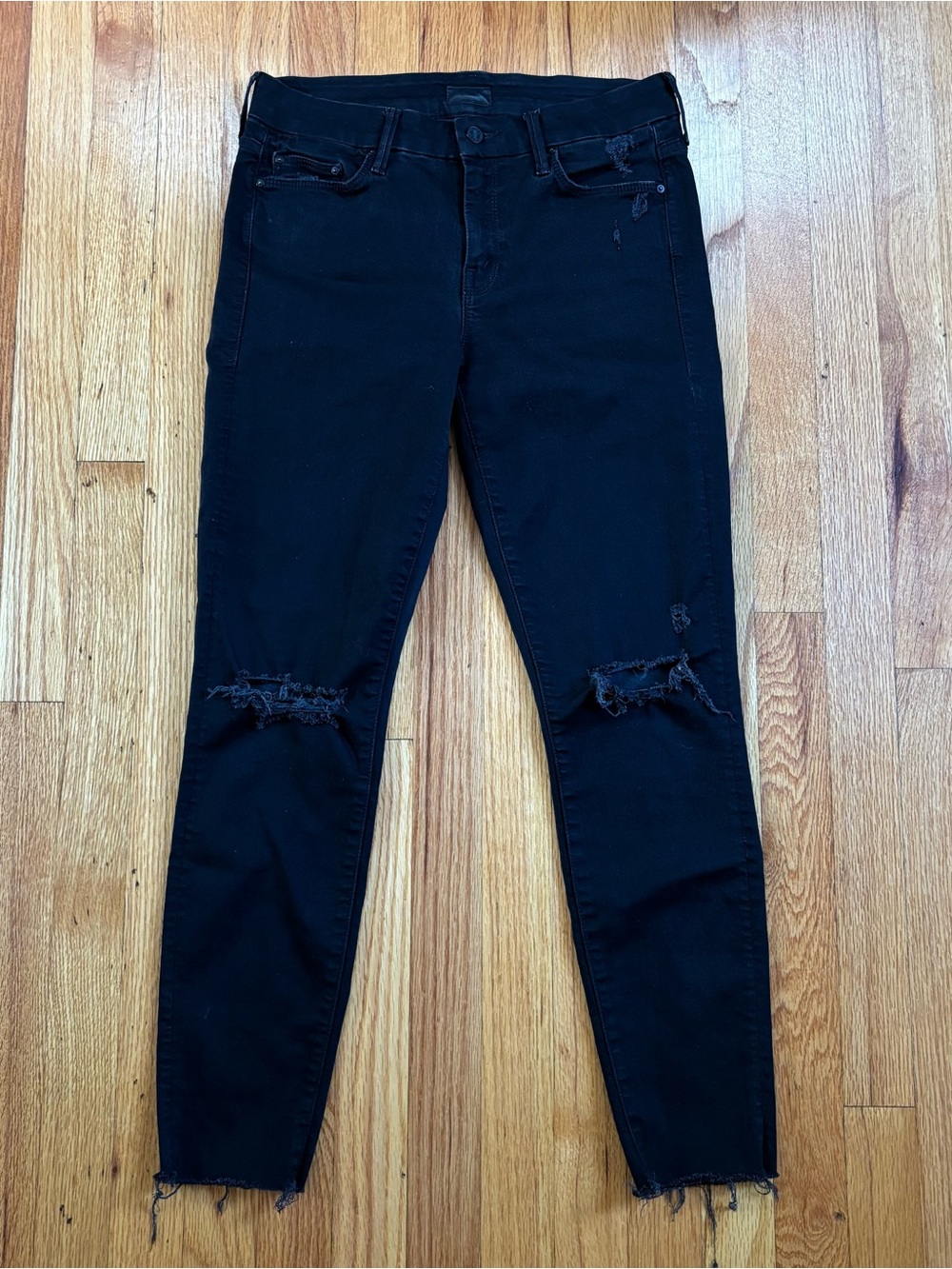 MOTHER Black Looker Ankle Fray Guilty As Sin Distressed Jeans 28